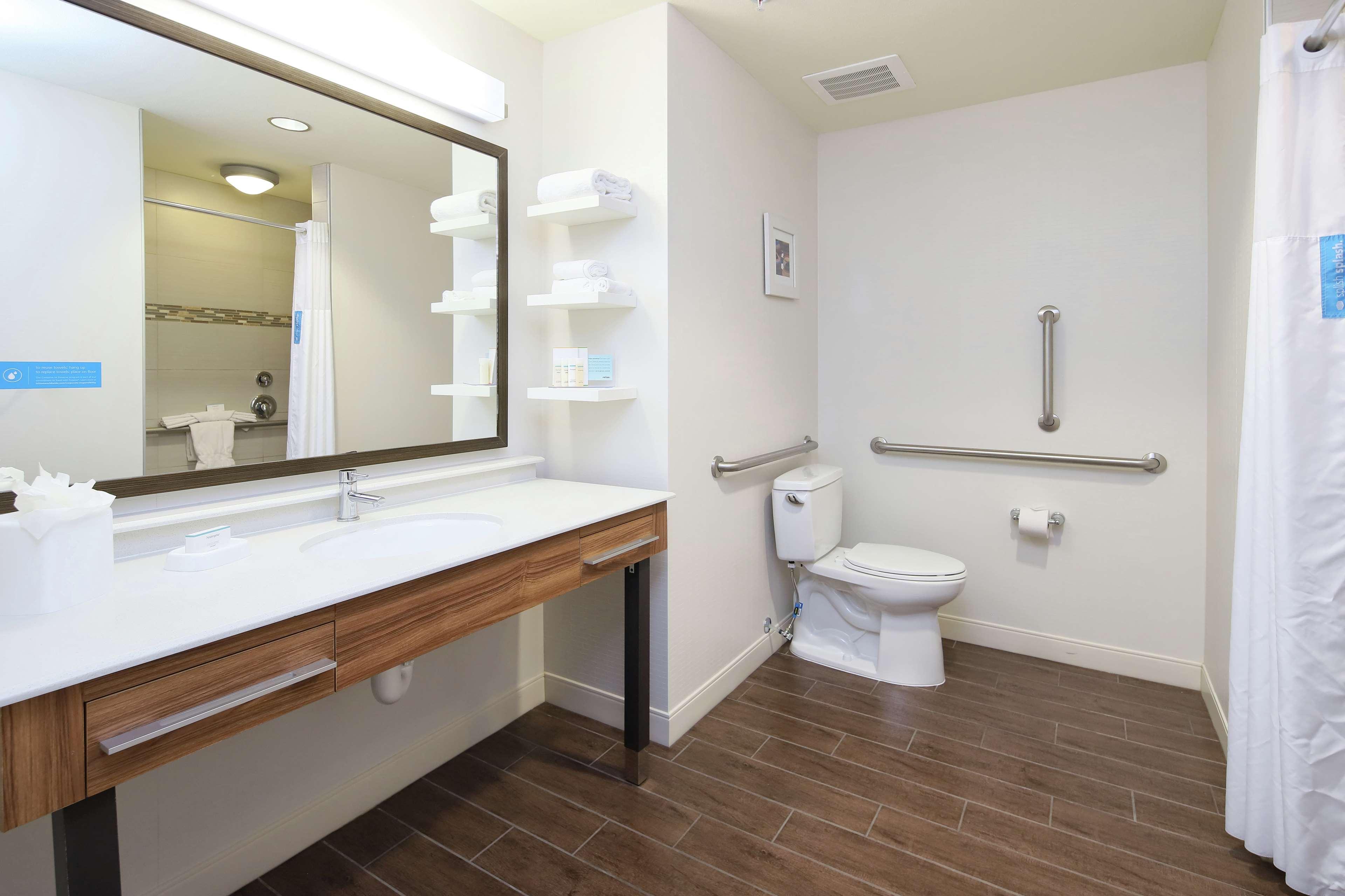 Hampton Inn & Suites Phoenix/Tempe Ruang foto