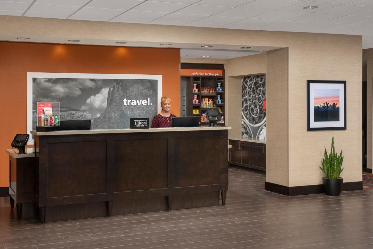 Hampton Inn & Suites Phoenix/Tempe Bagian luar foto